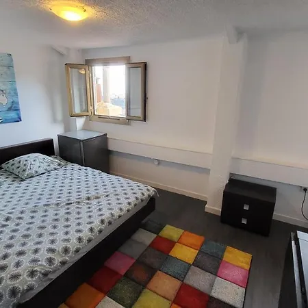 Cute Studio, Monaco, Bnbrickeys Beausoleil